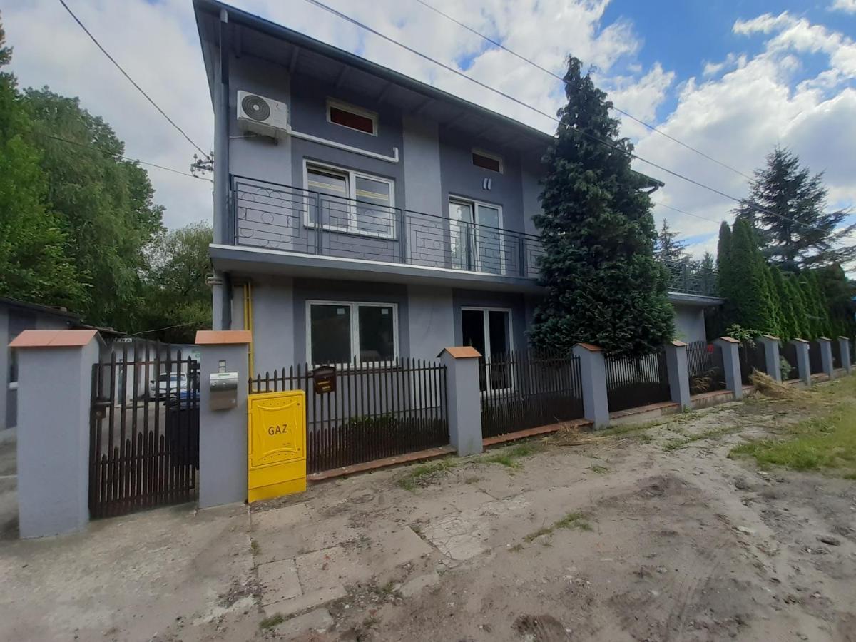 Apartamenty Lewa Лодз Екстериор снимка